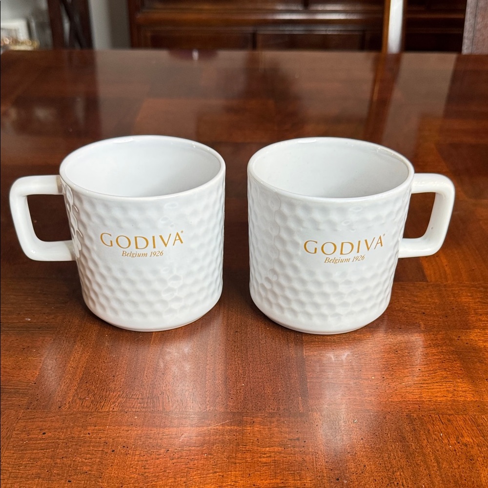 12 oz. Godiva Coffee Tea Cocoa Golf Ball Textured Patterned Mugs